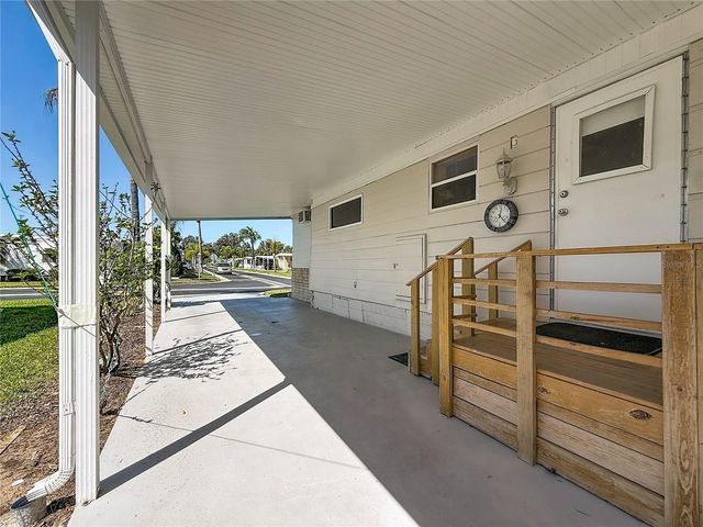 272 NORTHGATE DRIVE, Tarpon Springs, FL 34689