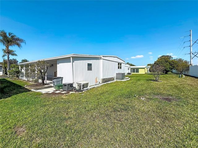 272 NORTHGATE DRIVE, Tarpon Springs, FL 34689