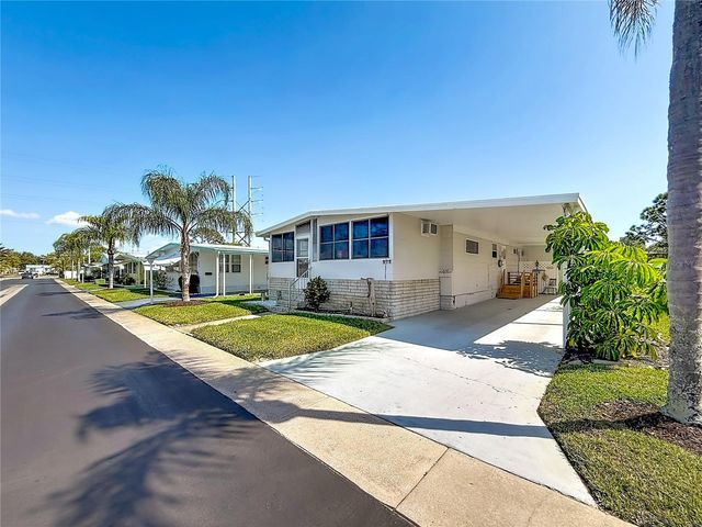 272 NORTHGATE DRIVE, Tarpon Springs, FL 34689