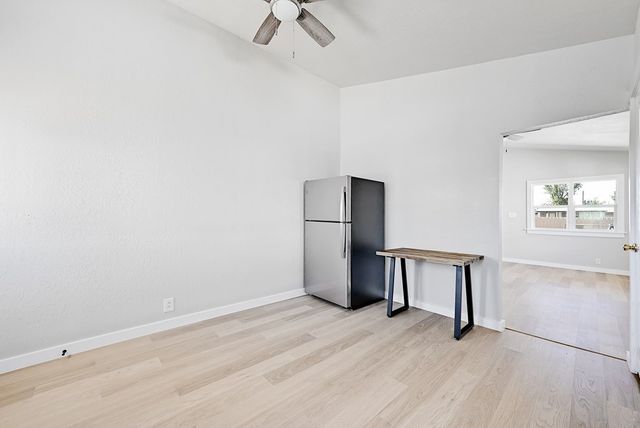 1115 W Paris St, Marfa, TX 79843