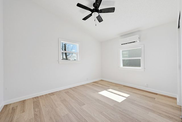 1115 W Paris St, Marfa, TX 79843