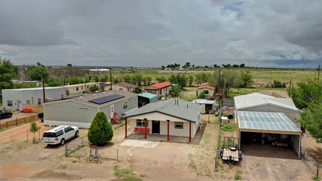 1115 W Paris St, Marfa, TX 79843