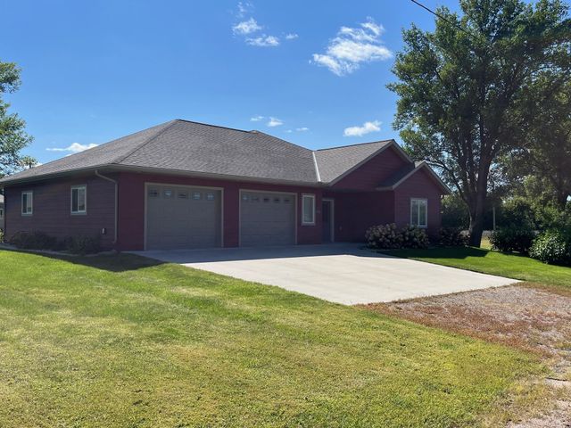 177 Pine Street, Dawson, MN 56232