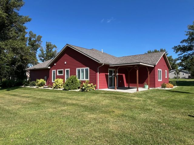 177 Pine Street, Dawson, MN 56232