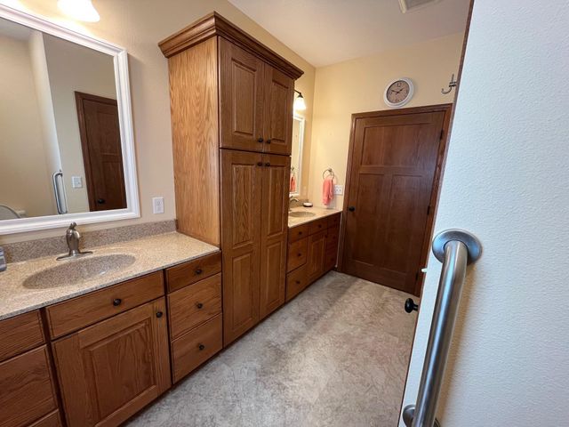 177 Pine Street, Dawson, MN 56232