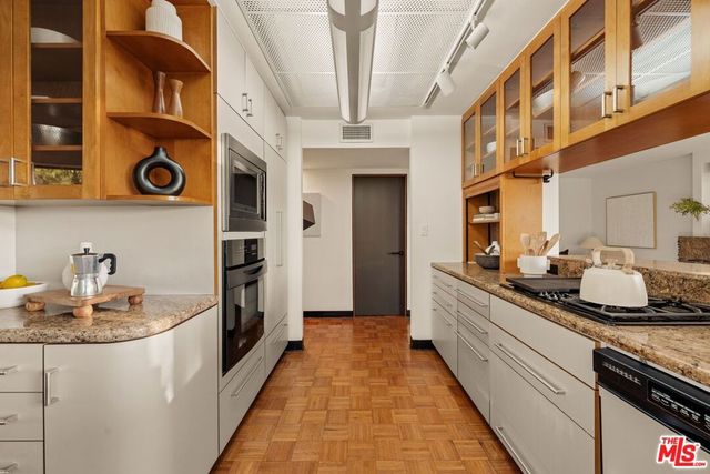 4303 San Rafael Avenue, Los Angeles, CA 90042