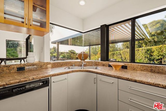 4303 San Rafael Avenue, Los Angeles, CA 90042