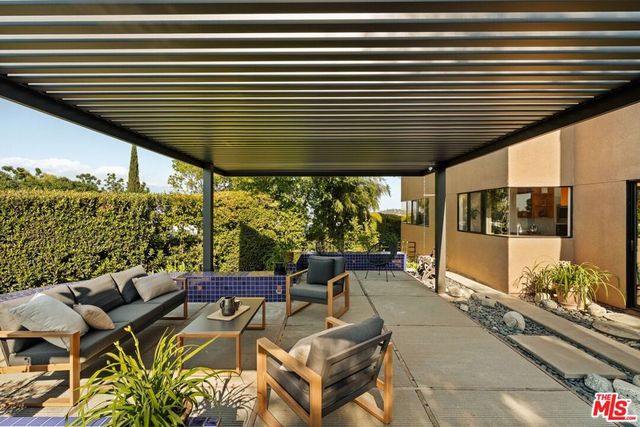 4303 San Rafael Avenue, Los Angeles, CA 90042