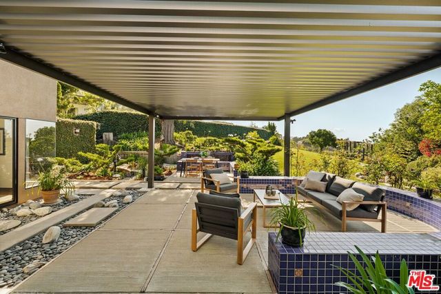 4303 San Rafael Avenue, Los Angeles, CA 90042