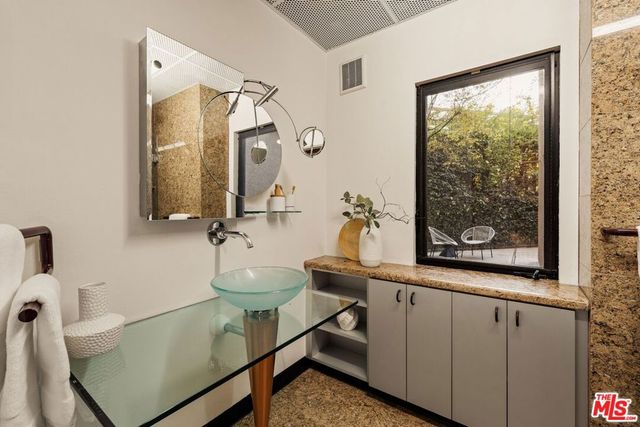 4303 San Rafael Avenue, Los Angeles, CA 90042