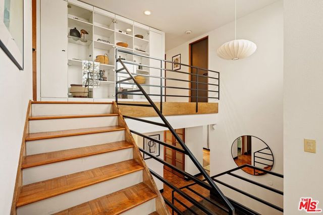 4303 San Rafael Avenue, Los Angeles, CA 90042