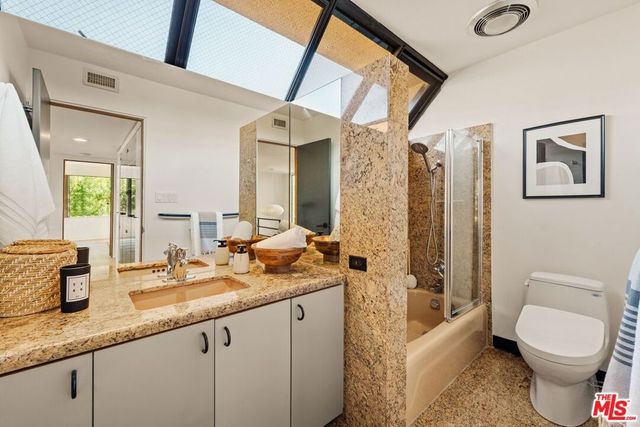 4303 San Rafael Avenue, Los Angeles, CA 90042