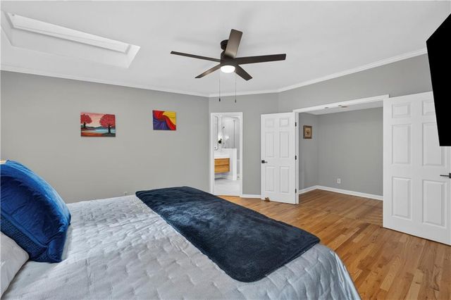 5115 Ward Parkway, Kansas City, MO 64112