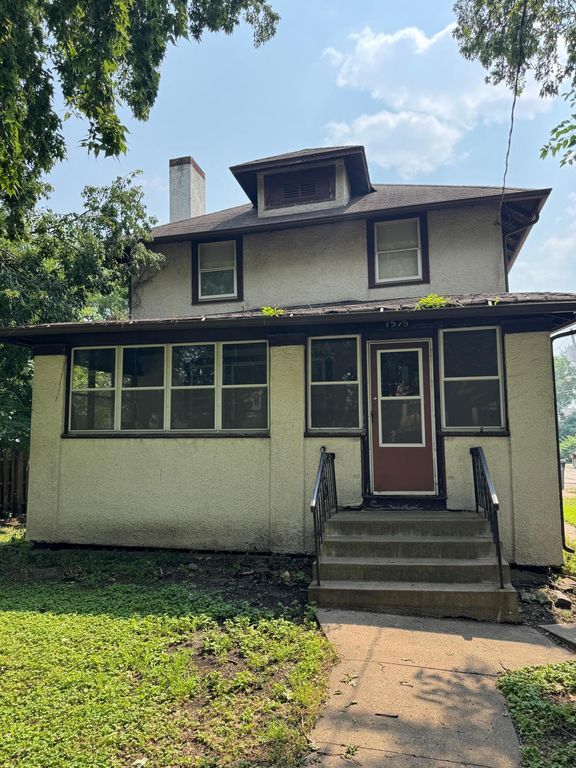 1516 Brook Avenue SE, Minneapolis, MN 55414