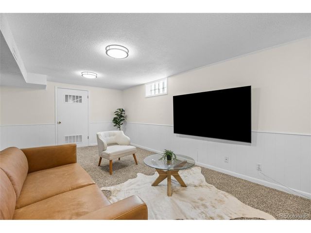 462 Anderson St, Castle Rock, CO 80104