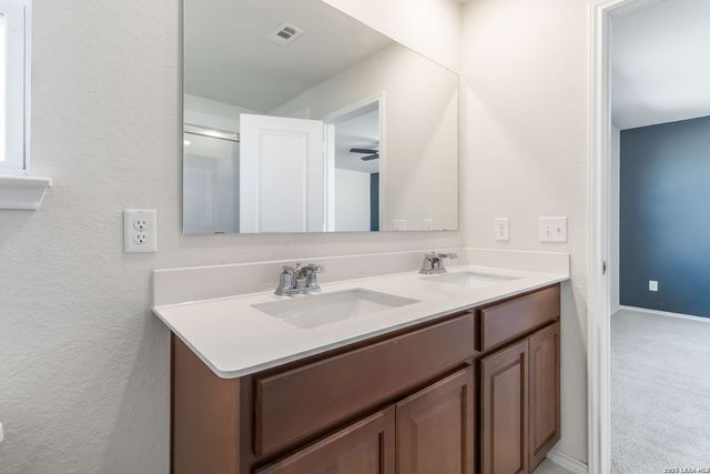 10331 BRAUNIG, San Antonio, TX 78252