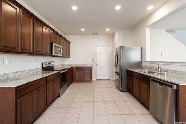 10331 BRAUNIG, San Antonio, TX 78252