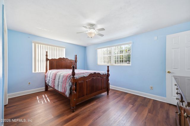 5162 SPRING GLEN Road, Jacksonville, FL 32207