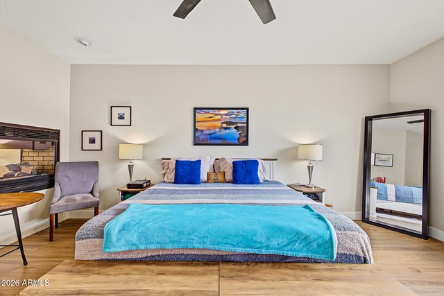 2423 W MINERAL Road, Phoenix, AZ 85041