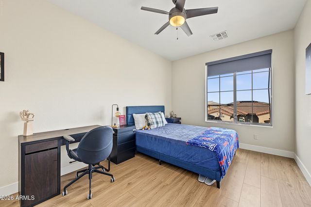 2423 W MINERAL Road, Phoenix, AZ 85041