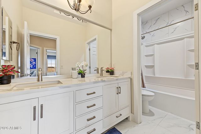 2423 W MINERAL Road, Phoenix, AZ 85041
