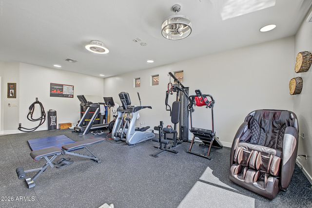 2423 W MINERAL Road, Phoenix, AZ 85041