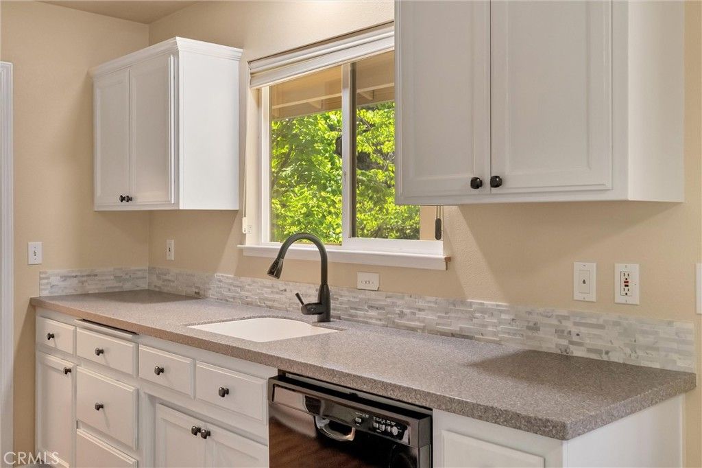 Image 10 of property listing at 1394 Wagstaff Road, Paradise, CA 95969
