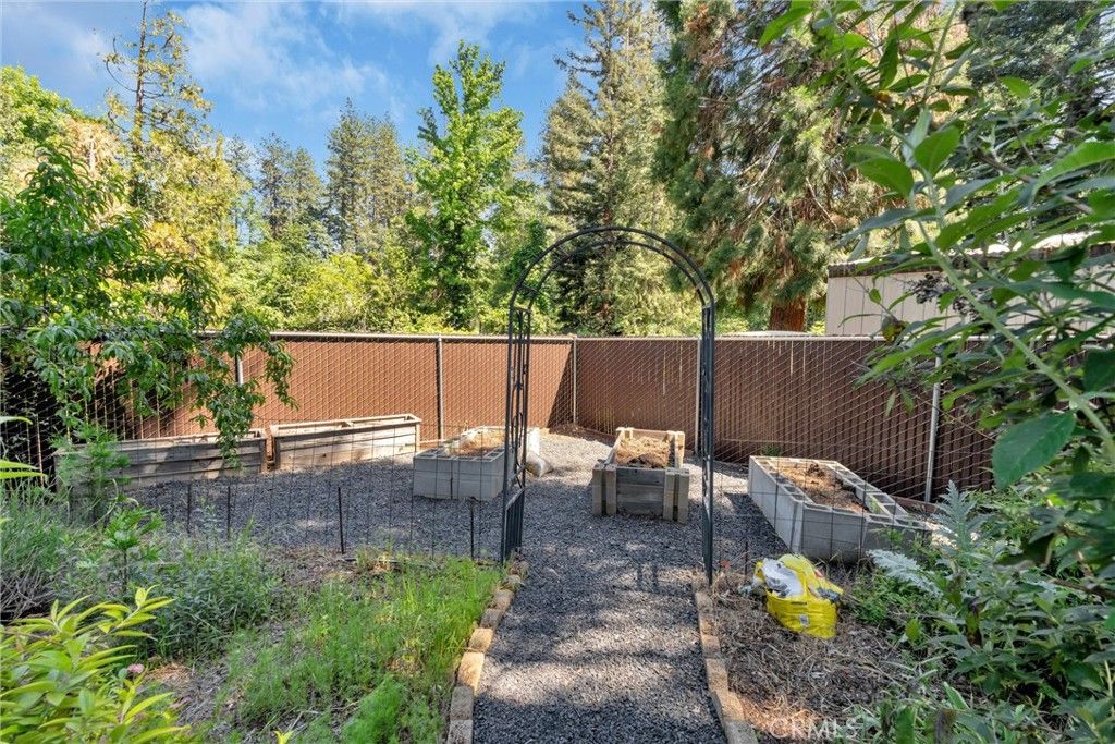 Image 40 of property listing at 1394 Wagstaff Road, Paradise, CA 95969