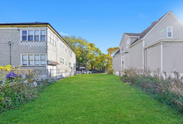 11442 S Prairie Avenue, Chicago, IL 60628