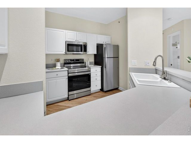 540 Mohawk Dr 18, Boulder, CO 80303