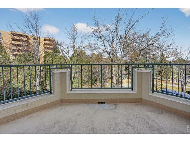 540 Mohawk Dr 18, Boulder, CO 80303