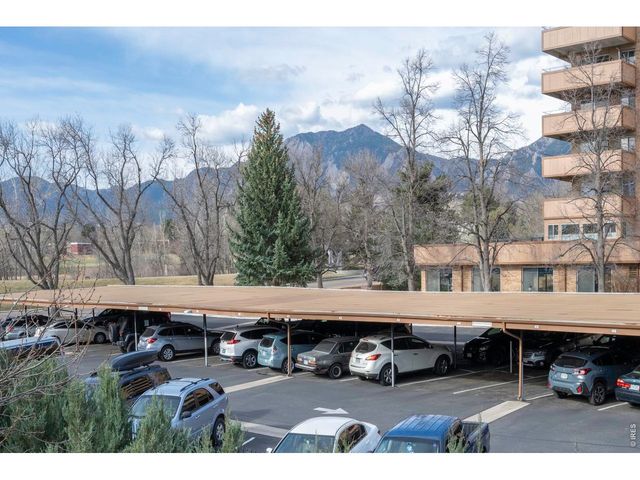 540 Mohawk Dr 18, Boulder, CO 80303