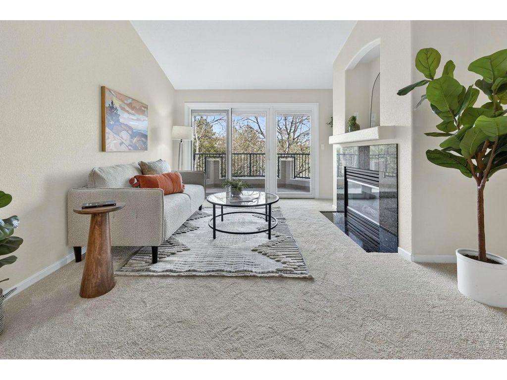 540 Mohawk Dr 18, Boulder, CO 80303