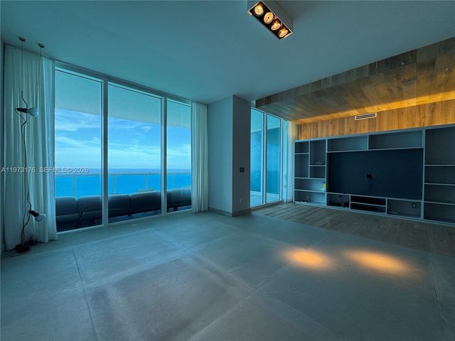 2711 S Ocean Dr 3404, Hollywood, FL 33019
