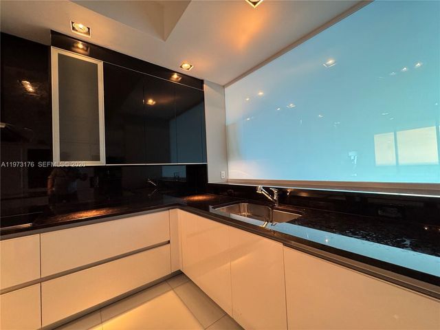 2711 S Ocean Dr 3404, Hollywood, FL 33019