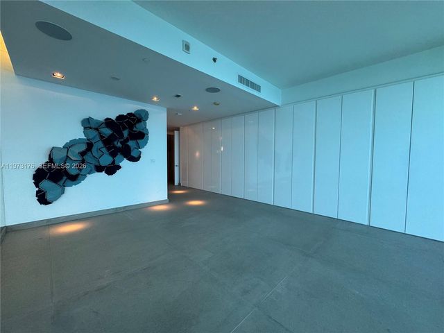 2711 S Ocean Dr 3404, Hollywood, FL 33019