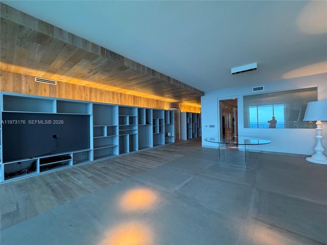 2711 S Ocean Dr 3404, Hollywood, FL 33019