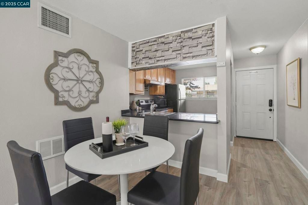 2525 Walters Way 19, Concord, CA 94520