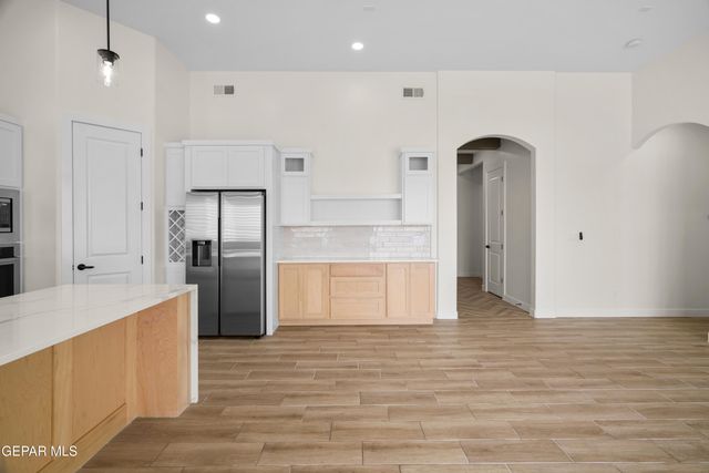 923 Dewsbury Way, El Paso, TX 79928