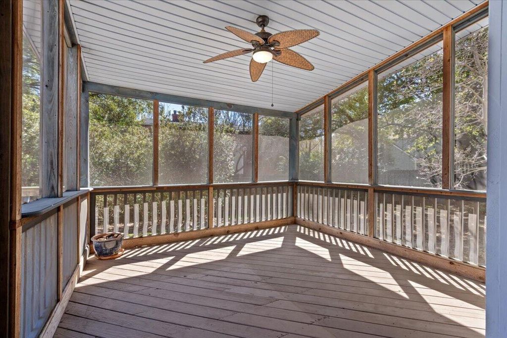 Image 22 of property listing at 698 Whispering Marsh Drive, Charleston, SC 29412