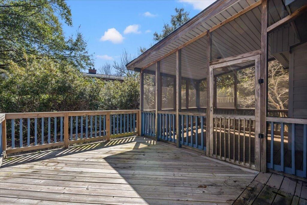 Image 26 of property listing at 698 Whispering Marsh Drive, Charleston, SC 29412