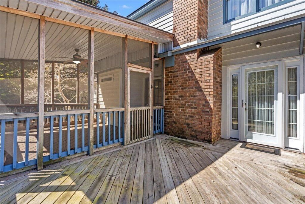 Image 27 of property listing at 698 Whispering Marsh Drive, Charleston, SC 29412