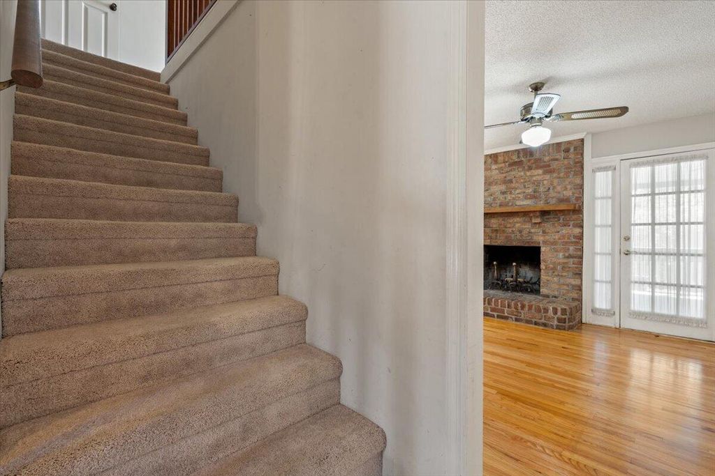 Image 42 of property listing at 698 Whispering Marsh Drive, Charleston, SC 29412