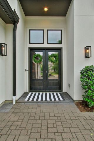 18 Karsten Creek Court, Spring, TX 77389