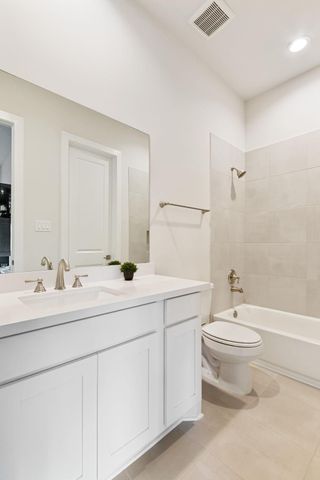 18 Karsten Creek Court, Spring, TX 77389