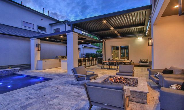 18 Karsten Creek Court, Spring, TX 77389