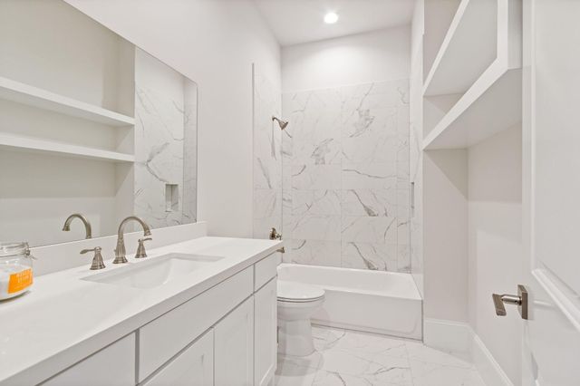 18 Karsten Creek Court, Spring, TX 77389