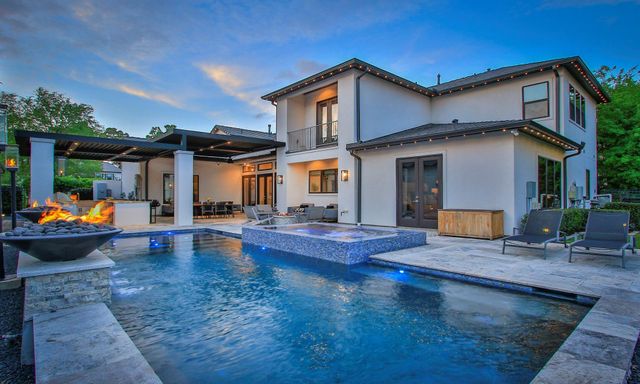 18 Karsten Creek Court, Spring, TX 77389