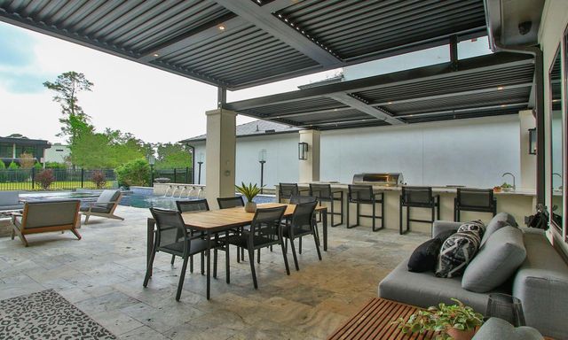 18 Karsten Creek Court, Spring, TX 77389