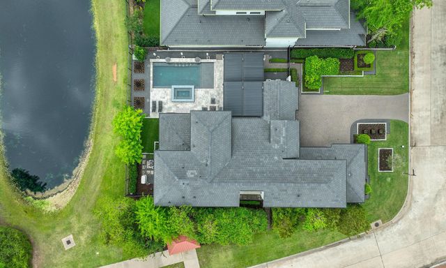 18 Karsten Creek Court, Spring, TX 77389